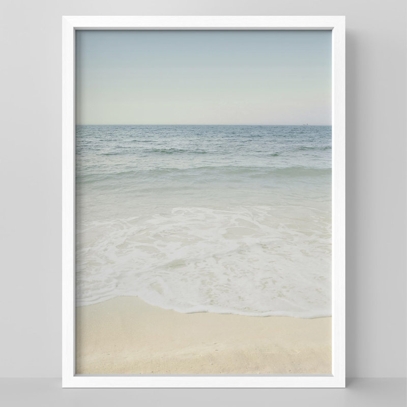 Douces vagues sur la plage de sable, H 14 po x l 11 po, Blanc