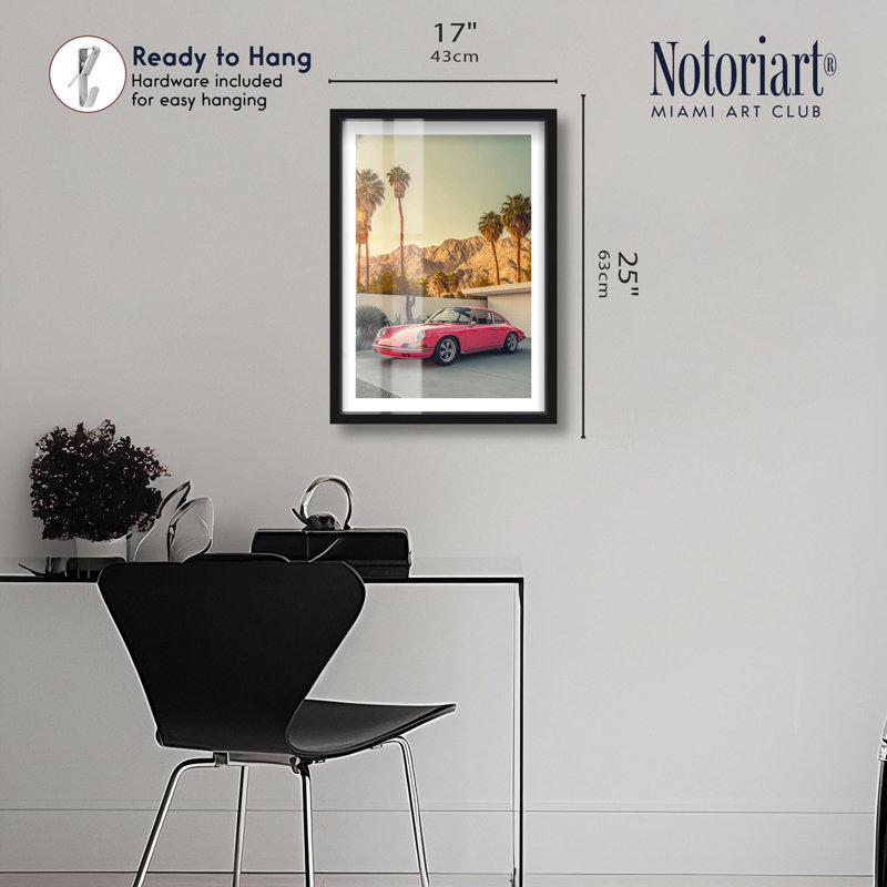 «Desert Rose Speed Shadowbox» par Notoriart, H 25 po x l 17 po, Noir