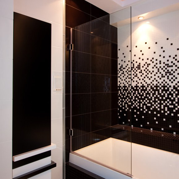 800mm W x 1500mm H Semi-Frameless Tub Door with Clear Glass