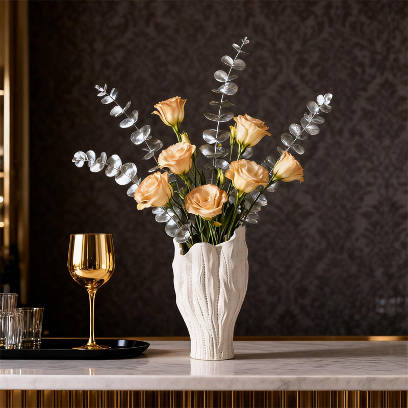 Ceramic / Porcelain Table Vase