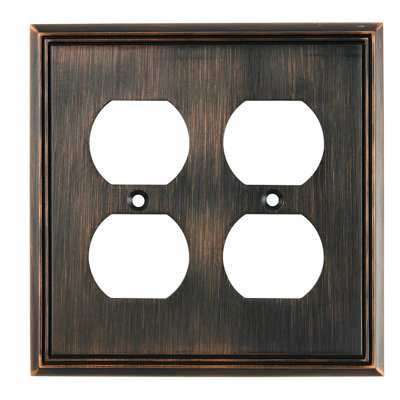 Quadruple Receptacle 2-Gang Duplex Outlet Wall Plate
