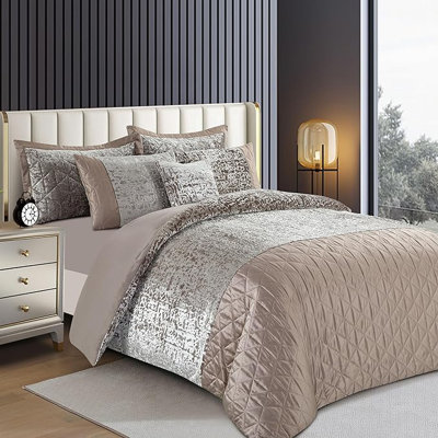 Aerith Velvet Solid Colour Duvet Cover Set with Pillowcases