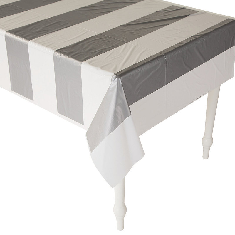 Tablecloth Roll
