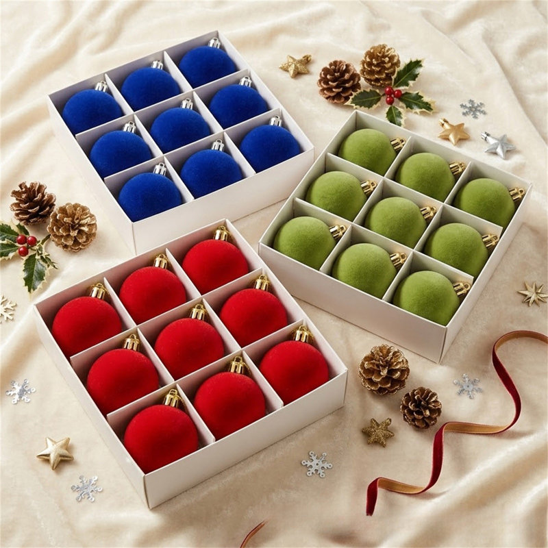 Coffret cadeau de Noël avec boules de Noël brodées 9 pièces 8cm, E