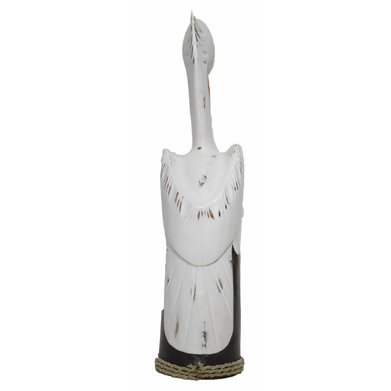 Statue de pélican sculpté