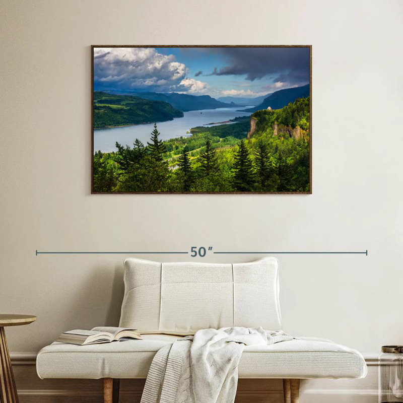 Columbia River Gorge View, Cadre flottant en noyer, 40 po x 27 po