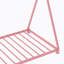 Lit plateforme simple en métal avec structure triangulaire-259680702