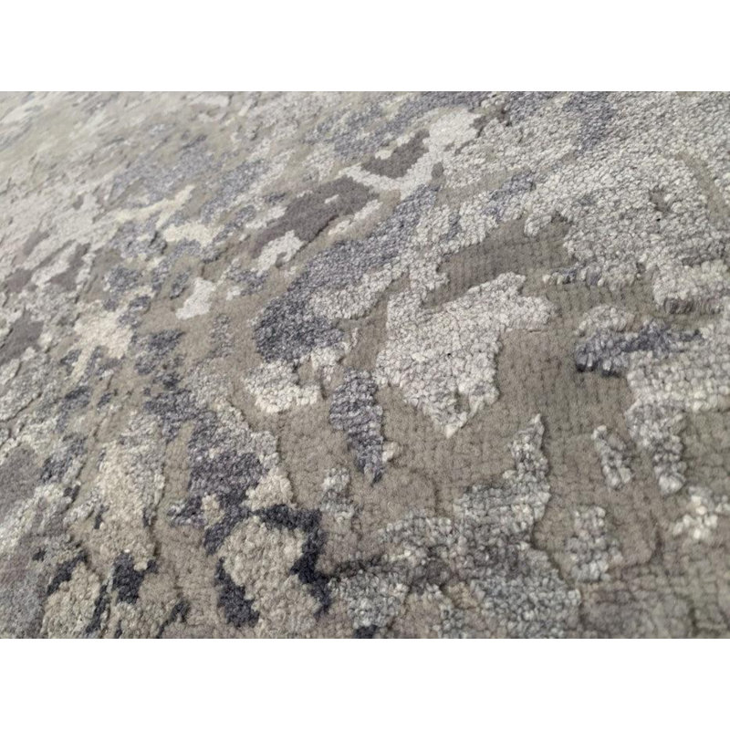 Hand Woven Cotton and Wool Abstract Area Rug
