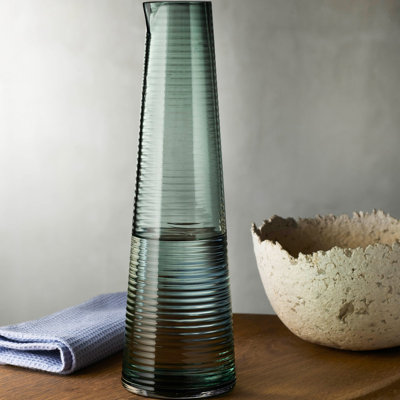 Poème 23,67 oz Carafe