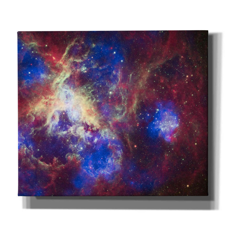 «Tarantula Nebula», art mural sur toile, H 26 po x l 30 po x P 0,75 po