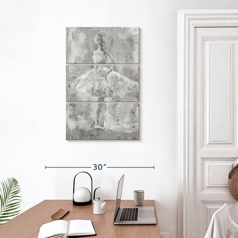 Enn Greycale Ballet Dancer I, H 32 po x l 20 po