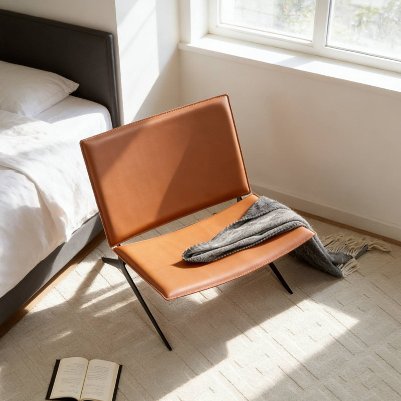 Chaise d'appoint en cuir orange, pieds noirs modernes pour le bureau à domicile de la chambre à coucher, Orange