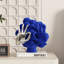 Objet décoratif en résine bleu argenté de forme libre-704642046