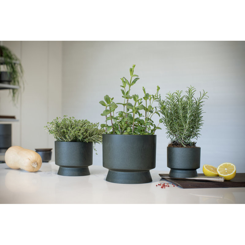 Recycled Planter, Green, 4.1" H x 4.7" W x 4.7" D