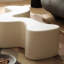 Table basse simple de style crème-104507678-104507679