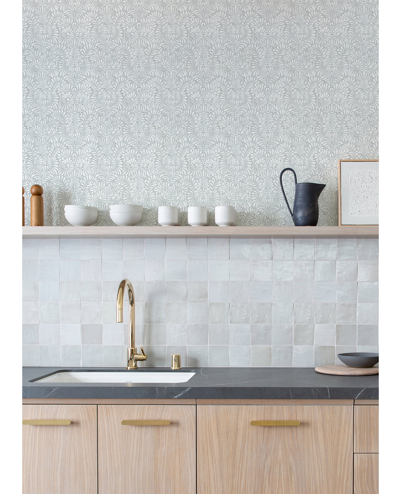 Cedric Floral Wallpaper, Gray