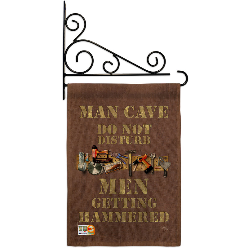 Les hommes de l’homme cave sont dotés d’un en toile jute à 2 côtés de 19 po x 13 po. ensemble de drapeau