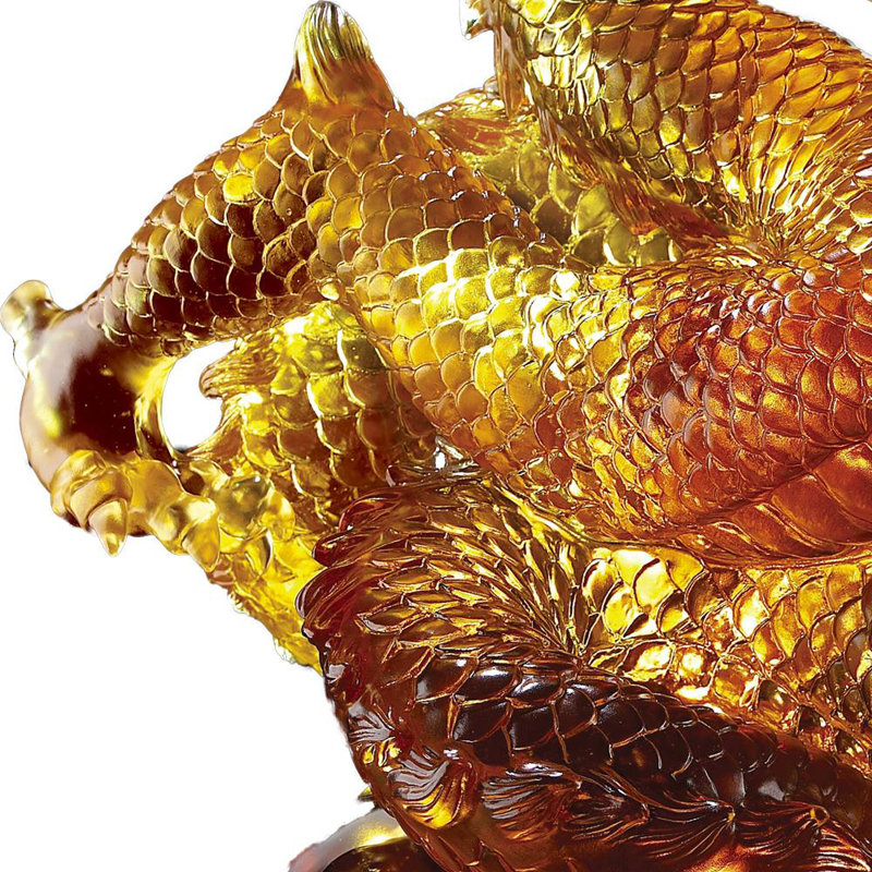 Le dragon de cristal «Arising from the East», une force écrasante de l'est