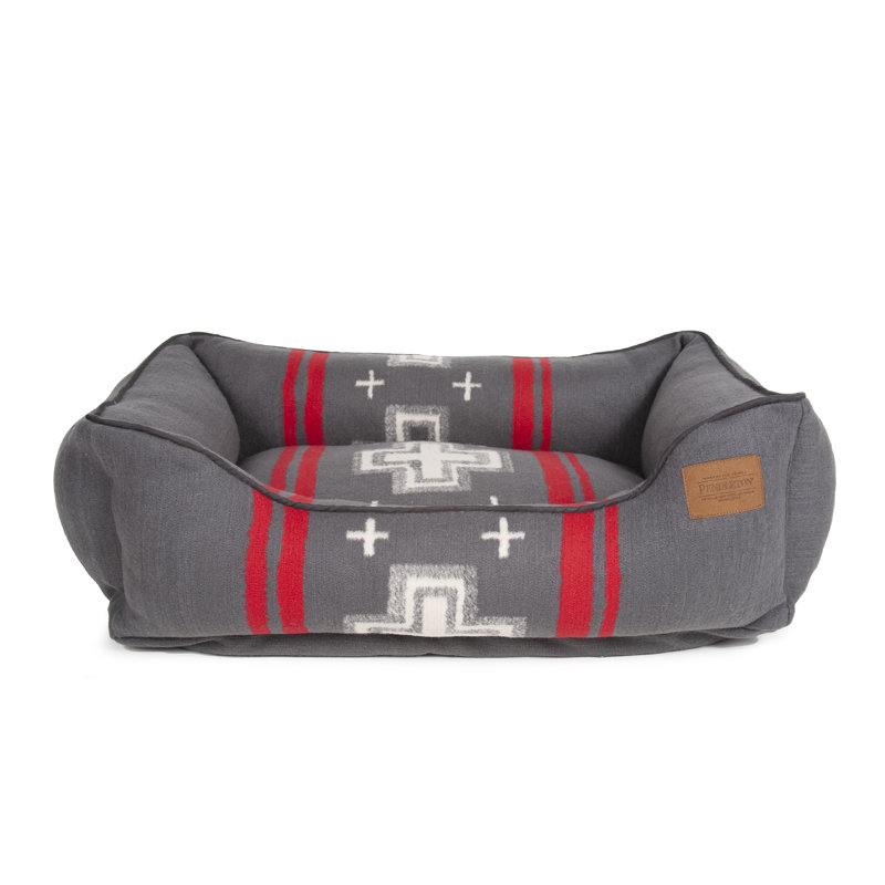 Pendleton San Miguel Kuddler Dog Bed, Large (10" H x 36" W x 27" D)