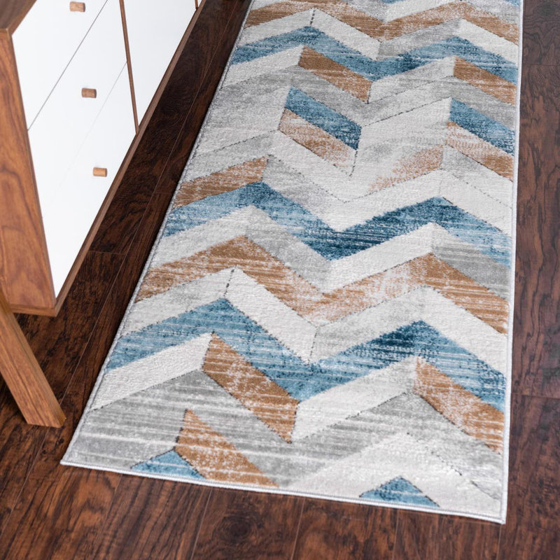  Tapis à chevrons beige / bleu, Tapis de couloir 2 pi 7 po x 10 pi