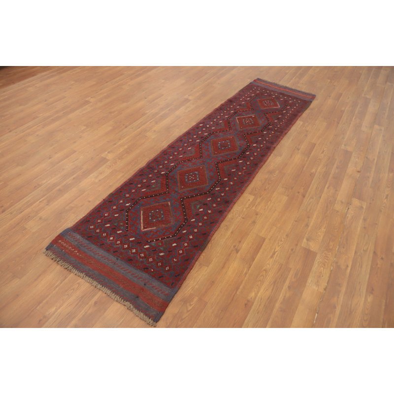 Tapis de couloir rouge 7 pi 11 po x 2 pi One-of-a-Kind