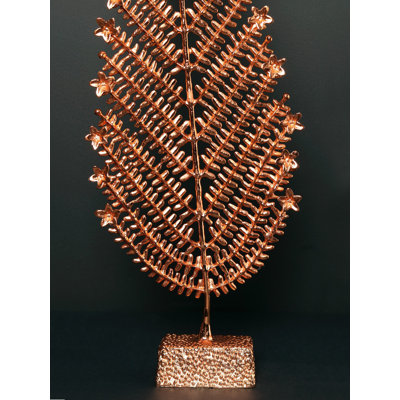 Figurines & Sculptures