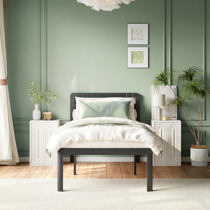 Base de lit plateforme en fer de 44 po de hauteur avec tête de lit, robuste, capacité de charge élevée, facile à assembler, sans oscillation, lits simples pour enfants, adolescents et étudiants - Conception compacte peu encombrante avec cadre, idéale pour les dortoirs, les petits appartements et Chambre d'amis, lit simple