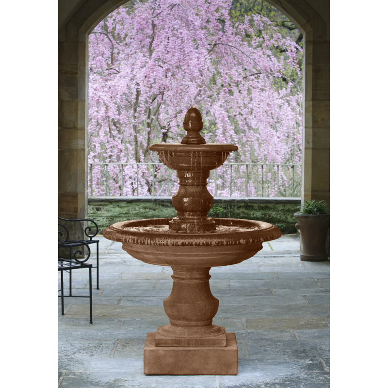 Fontaine en béton San Pietro, Pierre brune