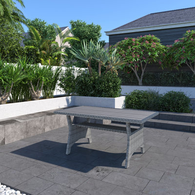 Table Umah Vin