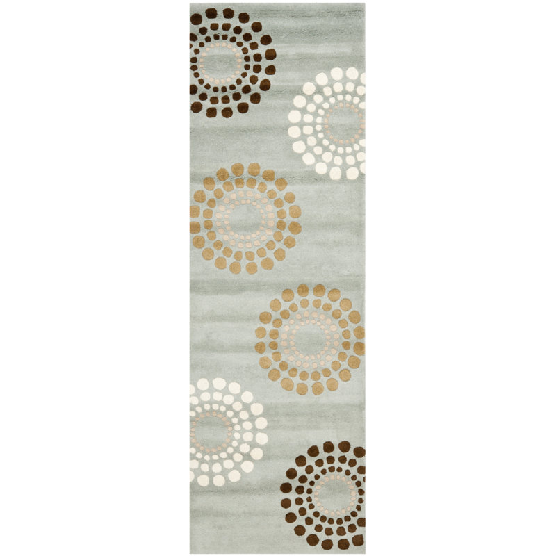 Tapis bleu clair touffeté à la main à motif floral Mancini, Tapis de couloir 2 pi 6 po x 8 pi