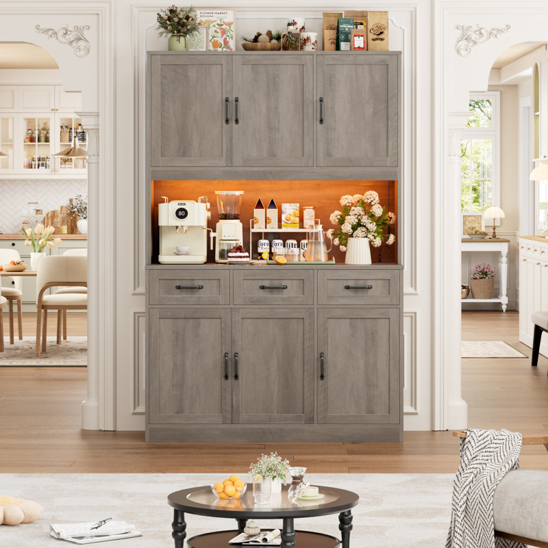 Garde-manger de 71,6 po de hauteur avec lumières DEL, grand rangement pour huche de cuisine avec tablette à micro-ondes et station de charge