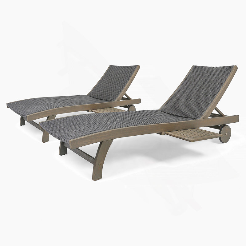 Chaise Lounge With Pull-Out Tray