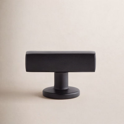 Flynn Bar T-Cabinet Knob
