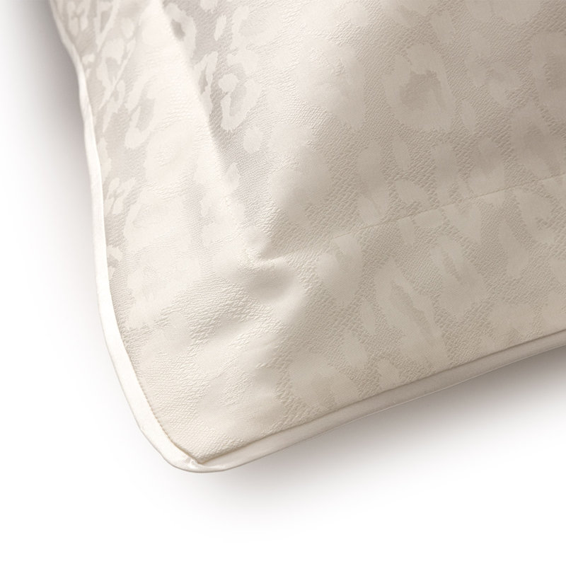 Leopard Sham, Euro