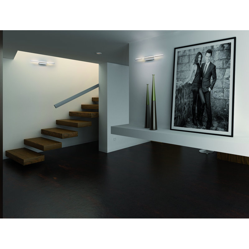 Tratto LED Armed Sconce, White