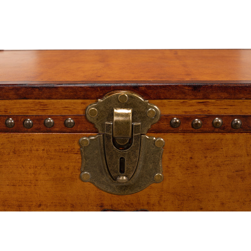 Abilene Box with Stand