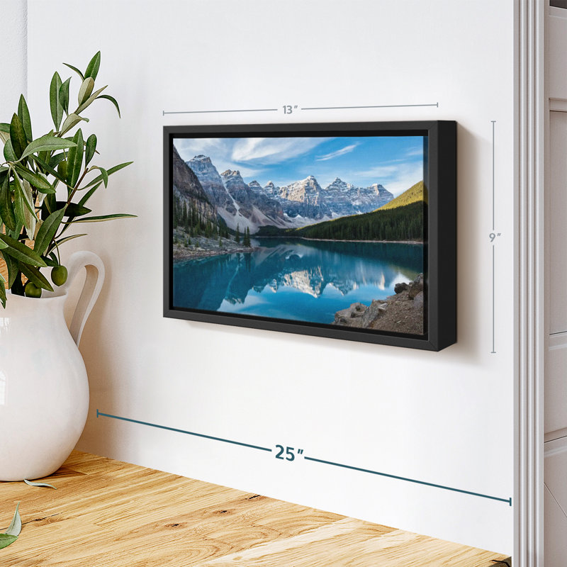 «Moraine Lake In The Valley», reproduction sur toile, H 9 po x l 13 po
