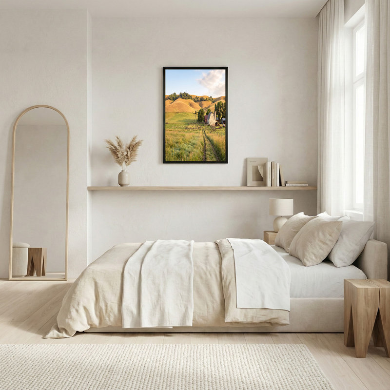 Art mural sur toile Green Pasture and Golden Rolling Hills Farm Barn, H 18 po x l 24 po