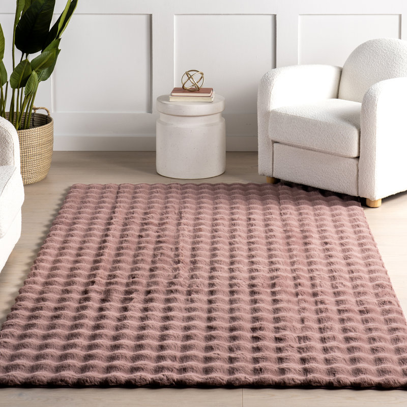 Jeni SuperiorWash Solid Faux Rabbit Machine Washable Area Rug, Rectangle 8' x 10'