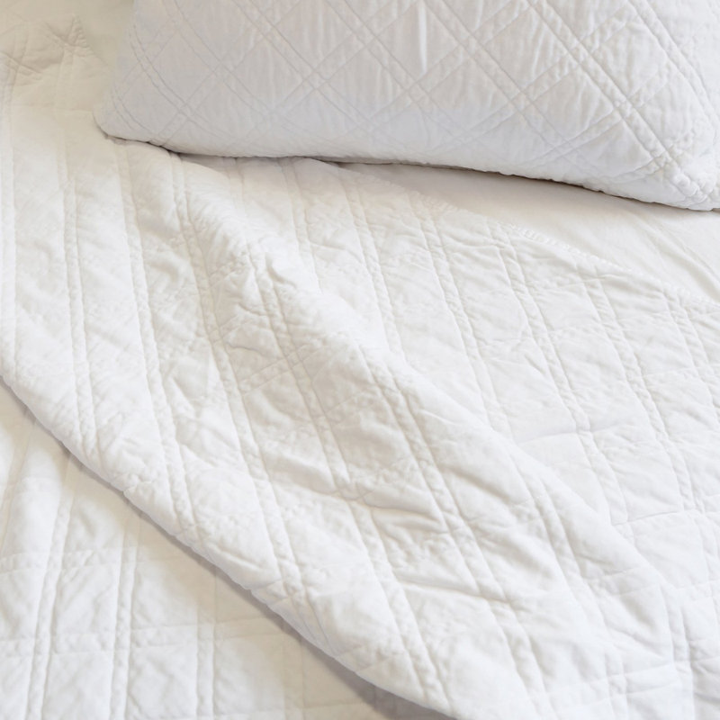 Brussels Coverlet, Queen Coverlet, White