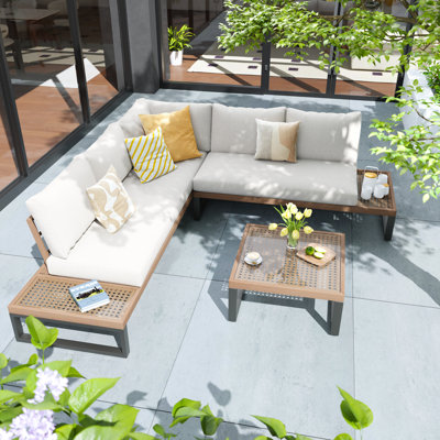 5-Person Symmetrical Outdoor Seating Group