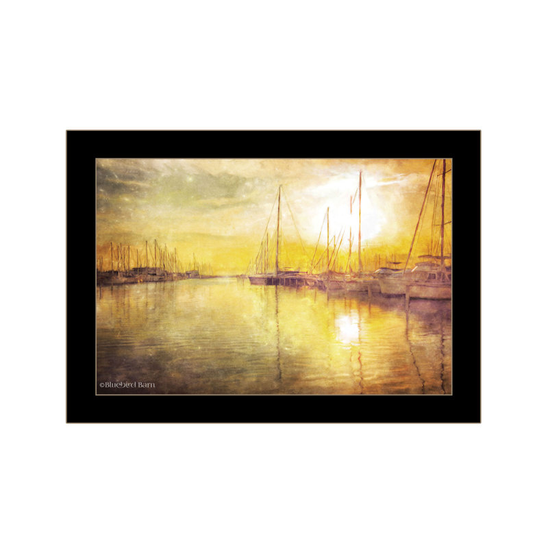 «Yellow Sunset Bateaux In Marina», reproduction d'art encadrée noire