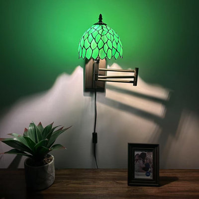 Lampe Tiffany à bras articulé avec bras pivotant et ampoule à DEL en verre coloré vert l 13 po x P 8 po x H 15 po