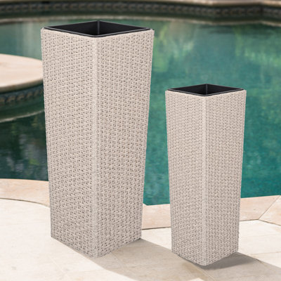 Decatur Pot Planter