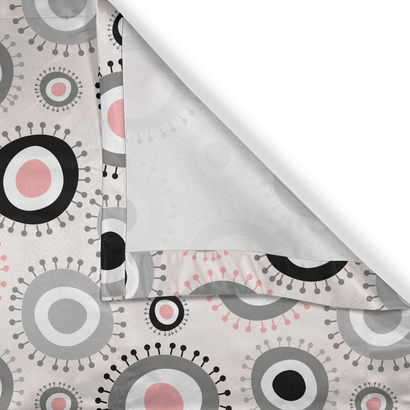 Rideau à œillets décoratif à 2 panneaux East Urban Home, 50 po, gris, rose pâle et blanc, L 50 po x L 108 po