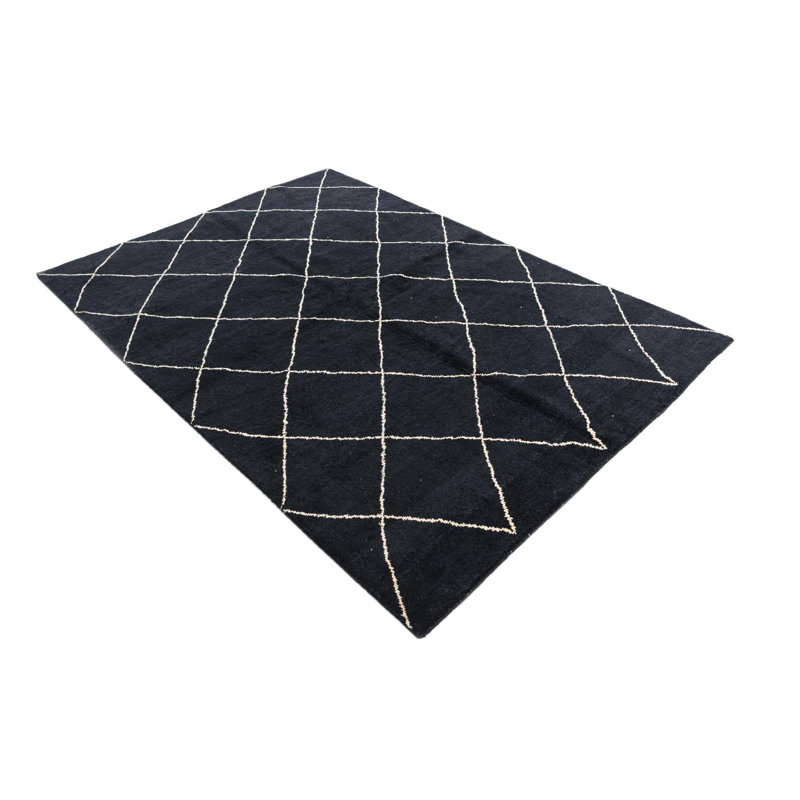 Odea Black Rug