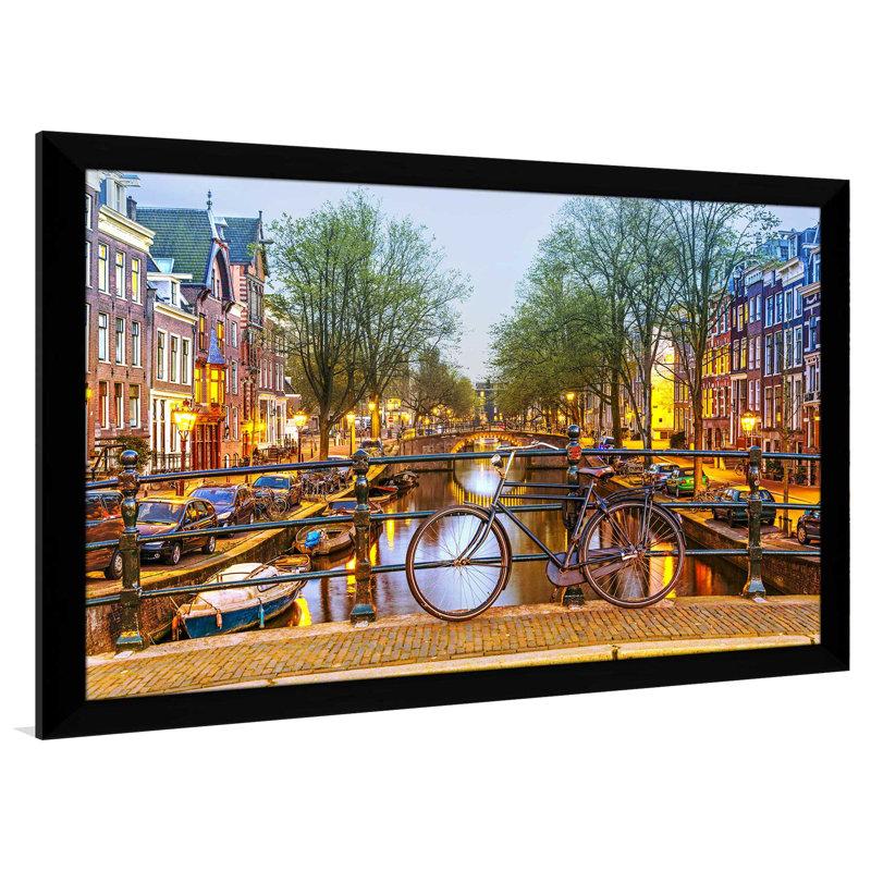 «Amsterdam Bicycle», reproduction de photo encadrée, H 33,5 po x l 49,5 po x P 1 po, Cadre noir