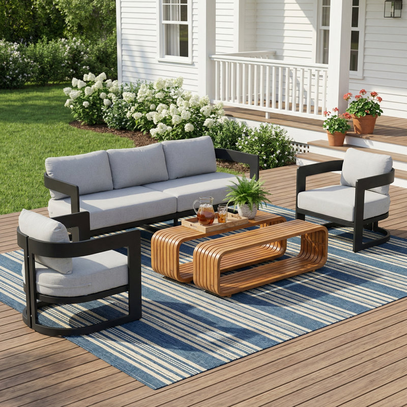 Ensemble de conversation extérieure côtière moderne pour 5 personnes avec tables basses en bois d'acacia et cadre en aluminium Hoerner