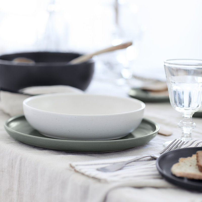 Casafina Pacifica Stoneware Pasta Dish, Vanilla