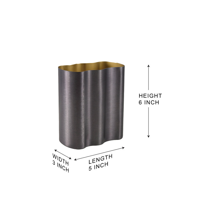 Vase en acier inoxydable Serene Spaces Living Ripple, H 6 po x l 3,2 po x P 3,2 po
